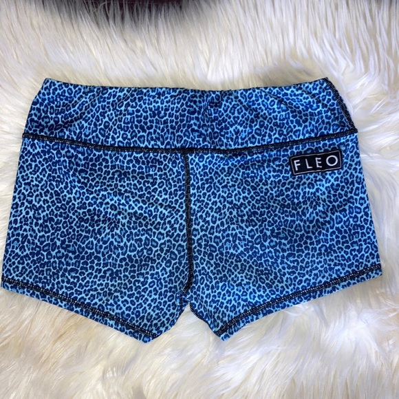 FLEO HTF Rawr 🐾 GWPL Collab Blue Cheetah Shorts M - Picture 2 of 10